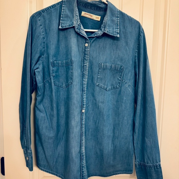 Faded Glory Light Blue Button Down Shirt - Picture 2 of 5